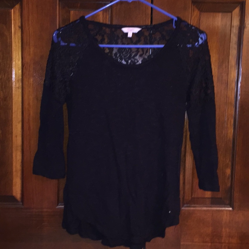 Black mid sleeve shirt with lace top. Size M